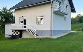 Apartman Mile - Holiday House