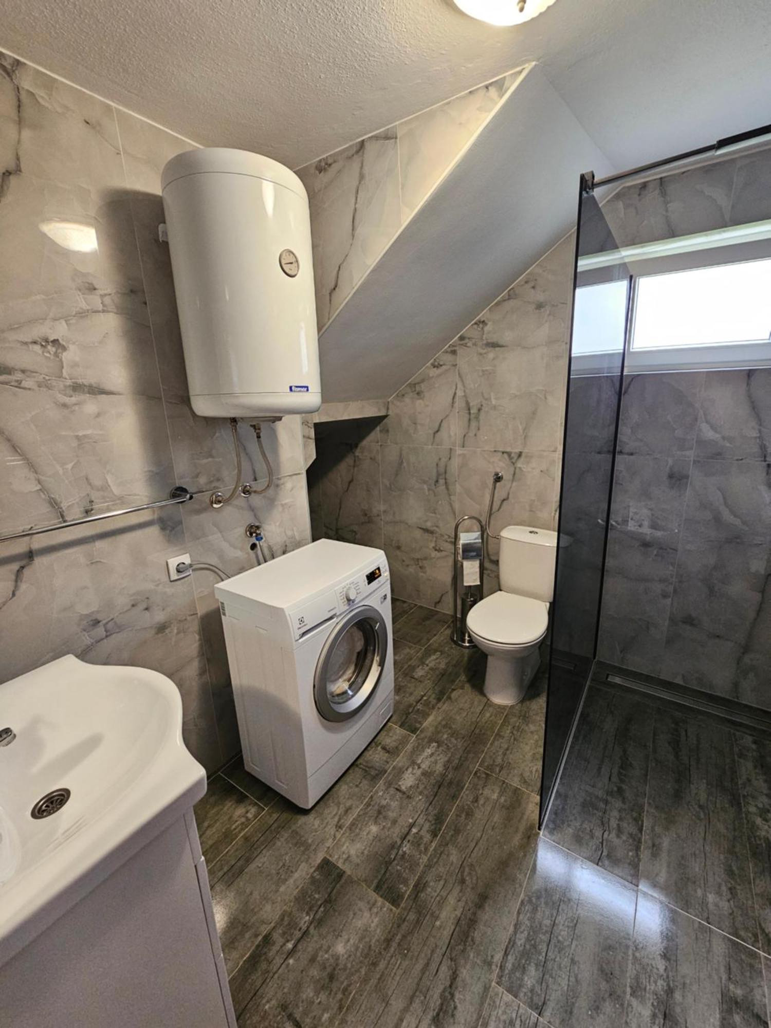 Apartman Mile - Holiday House Smoljanac Exteriér fotografie